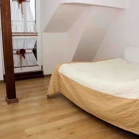 Roza Quarto em Acomodações Particulares *